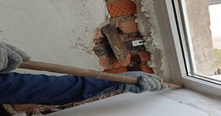 Демонтаж оконных откосов по выгодной цене от 515 руб. в Нягани - Сварной-Нга