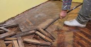 Демонтаж пола в квартире в Нягани - Стоимость от 515 рублей | Сварной-Нга